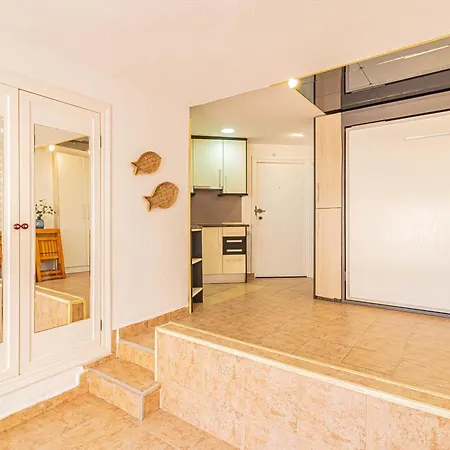 Apartment La Pecera - - Edificio Monaco - Kilometro 7 - Cama Plegable Y Sofa-cama *