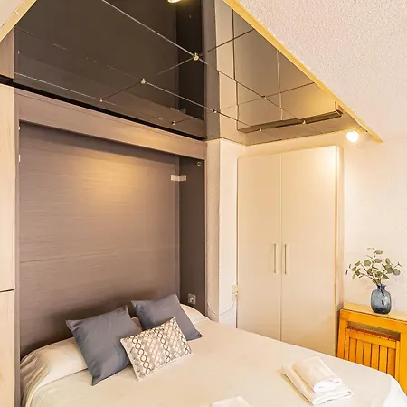 La Pecera - - Edificio Monaco - Kilometro 7 - Cama Plegable Y Sofa-cama *