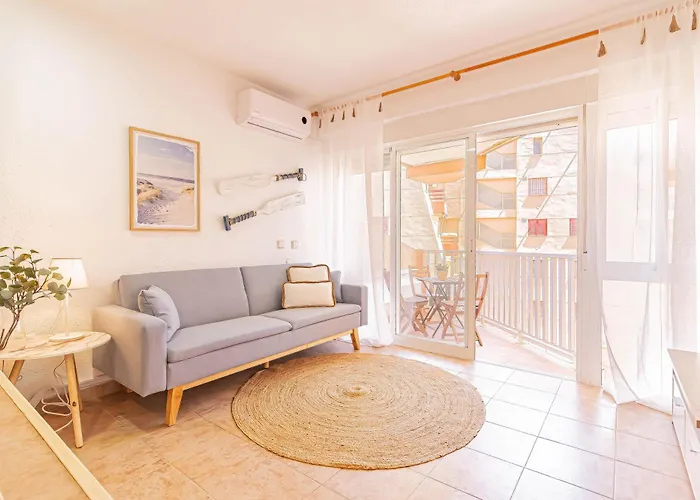 La Pecera - - Edificio Monaco - Kilometro 7 - Cama Plegable Y Sofa-cama