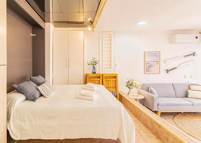 La Pecera - - Edificio Monaco - Kilometro 7 - Cama Plegable Y Sofa-cama لا مانغا ذيل مار مينور