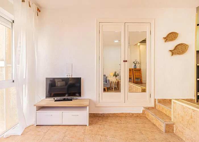 La Pecera - - Edificio Monaco - Kilometro 7 - Cama Plegable Y Sofa-cama