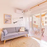 La Pecera - - Edificio Monaco - Kilometro 7 - Cama Plegable Y Sofa-cama