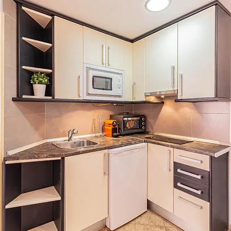 Appartement La Pecera - - Edificio Monaco - Kilometro 7 - Cama Plegable Y Sofa-cama *