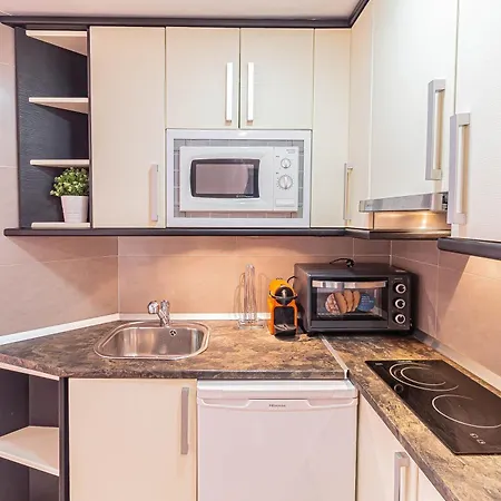 La Pecera - - Edificio Monaco - Kilometro 7 - Cama Plegable Y Sofa-cama