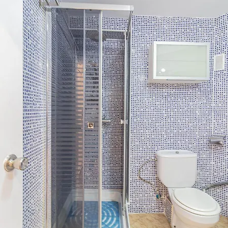 La Pecera - - Edificio Monaco - Kilometro 7 - Cama Plegable Y Sofa-cama