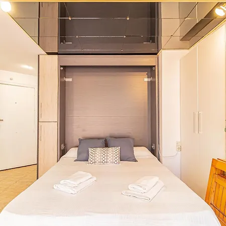 La Pecera - - Edificio Monaco - Kilometro 7 - Cama Plegable Y Sofa-cama