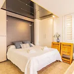 La Pecera - - Edificio Monaco - Kilometro 7 - Cama Plegable Y Sofa-cama شقة