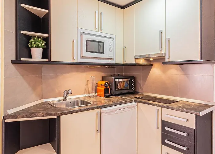 Apartman La Pecera - - Edificio Monaco - Kilometro 7 - Cama Plegable Y Sofa-cama *