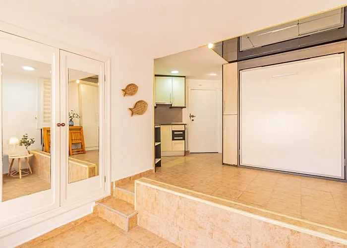 Apartman La Pecera - - Edificio Monaco - Kilometro 7 - Cama Plegable Y Sofa-cama *