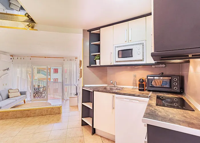 Apartman La Pecera - - Edificio Monaco - Kilometro 7 - Cama Plegable Y Sofa-cama *